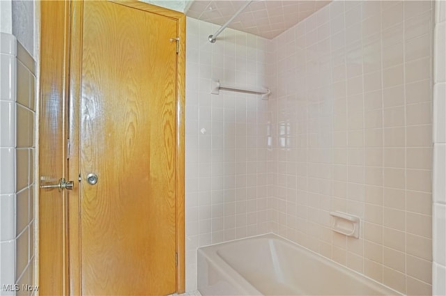 2458 Country Ln, Youngstown, OH 44514 - photo 24