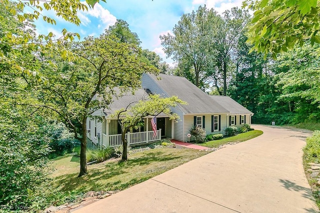 6423 Auburn Rd, Concord, OH 44077 - photo 1