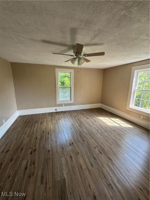 289 2nd St SW, Carrollton, OH 44615 - photo 13