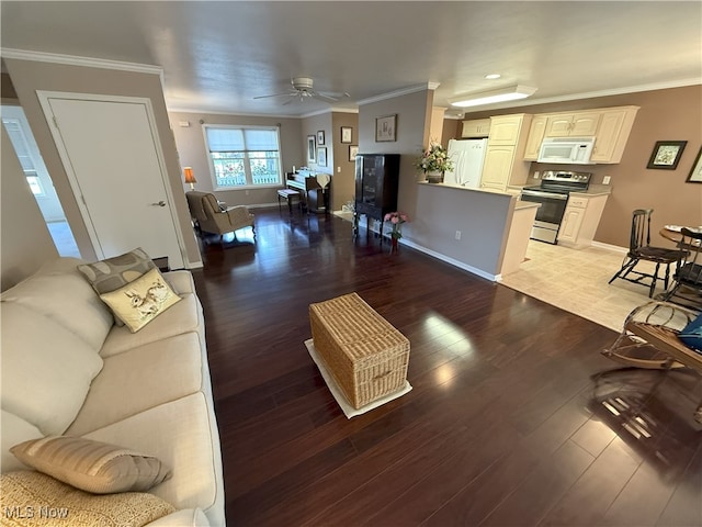 425 Hickory Dr SE, New Philadelphia, OH 44663 - photo 15