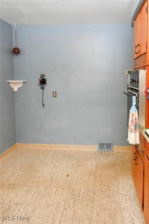 24206 Beech Ln, North Olmsted, OH 44070 - photo 28