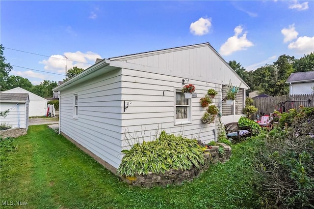 439 S 15th St, Sebring, OH 44672 - photo 32