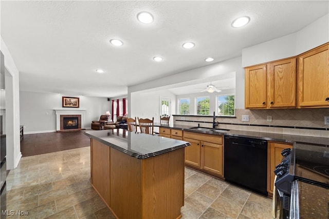 38602 Misty Meadow Trl, North Ridgeville, OH 44039 - photo 3