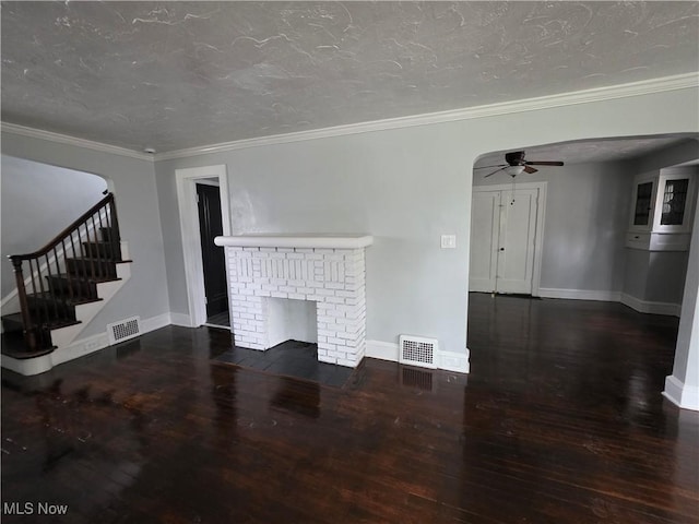 991 Helmsdale Rd, Cleveland, OH 44112 - photo 9