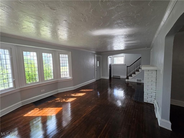 991 Helmsdale Rd, Cleveland, OH 44112 - photo 3
