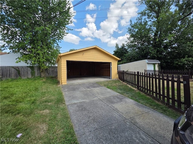 991 Helmsdale Rd, Cleveland, OH 44112 - photo 36