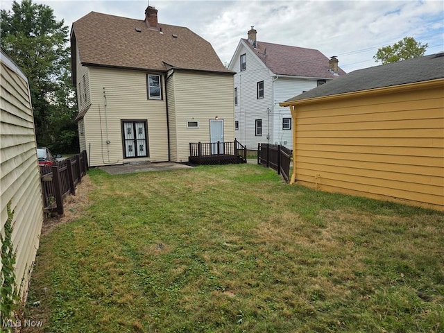 991 Helmsdale Rd, Cleveland, OH 44112 - photo 38