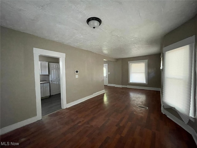 3643 W 39th St, Cleveland, OH 44109 - photo 9