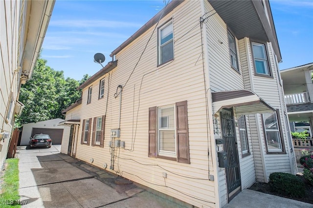 7010 Clement Ave, Cleveland, OH 44105 - photo 32