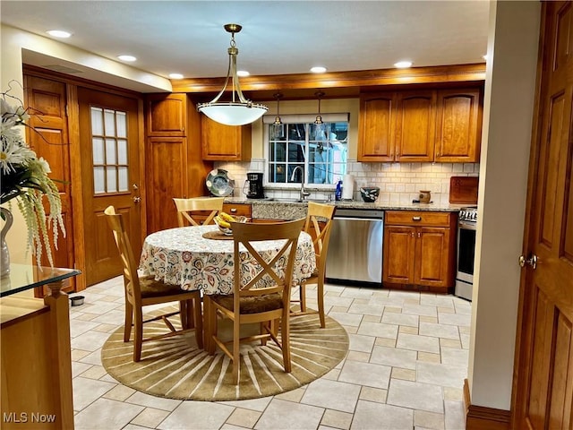585 Bimini Dr, Sandusky, OH 44870 - photo 9