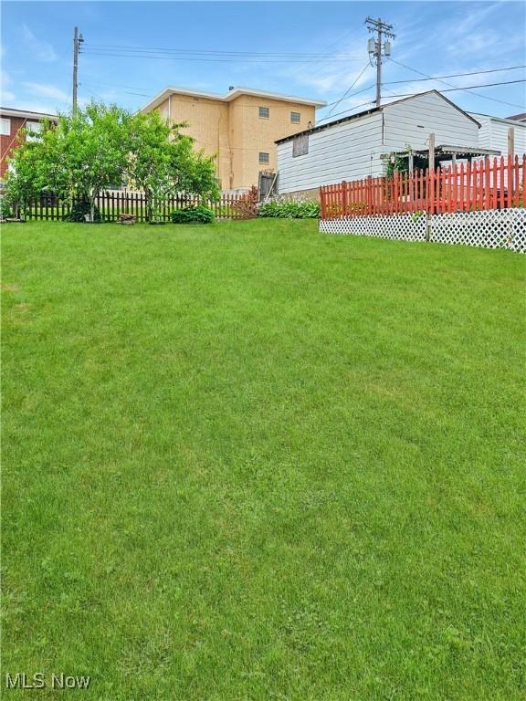 102 S 22nd St, Weirton, WV 26062 - photo 3