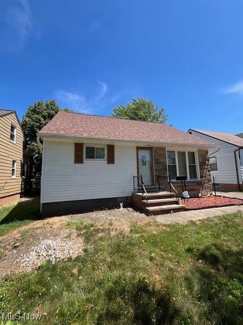 3905 Jo Ann Dr, Cleveland, OH 44128 - photo 2