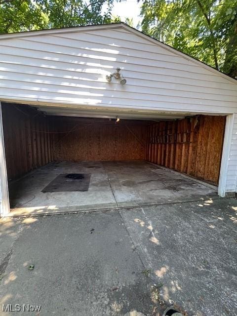 3905 Jo Ann Dr, Cleveland, OH 44128 - photo 6