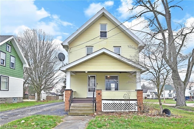 351 Laird Ave NE, Warren, OH 44483 - photo 1