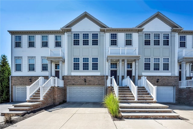 6008 N Pointe Dr, Pepper Pike, OH 44124 - photo 1