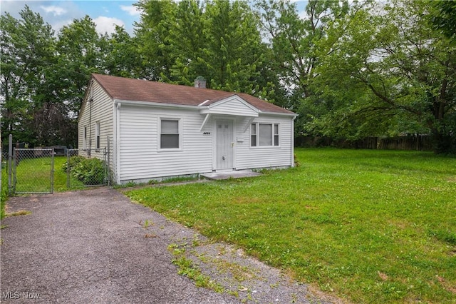 4425 E 144th St, Cleveland, OH 44128 - photo 2