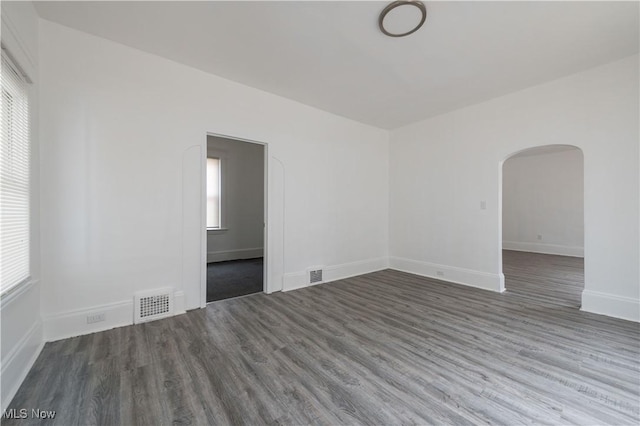 3823 E 54th St, Cleveland, OH 44105 - photo 5
