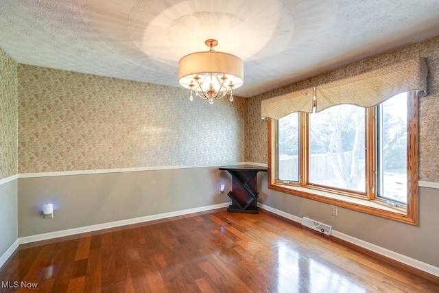 2218 Hiddenbrook St NE, Canton, OH 44721 - photo 8
