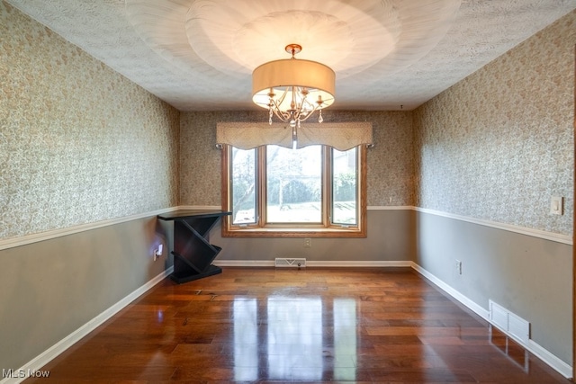 2218 Hiddenbrook St NE, Canton, OH 44721 - photo 9