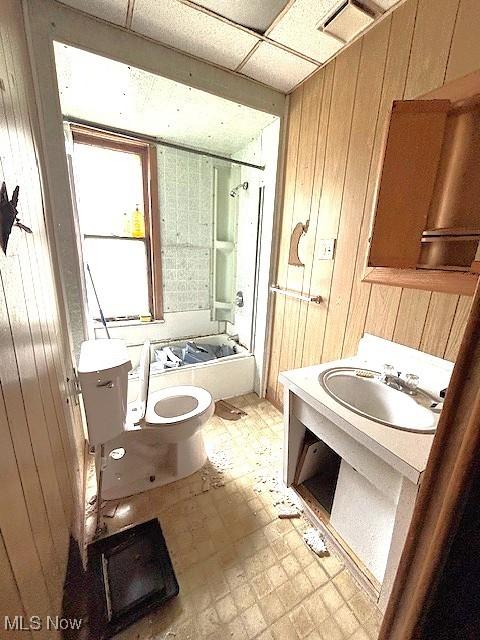 4014 E 54th St, Newburgh Heights, OH 44105 - photo 14