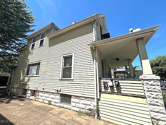 4014 E 54th St, Newburgh Heights, OH 44105 - photo 4