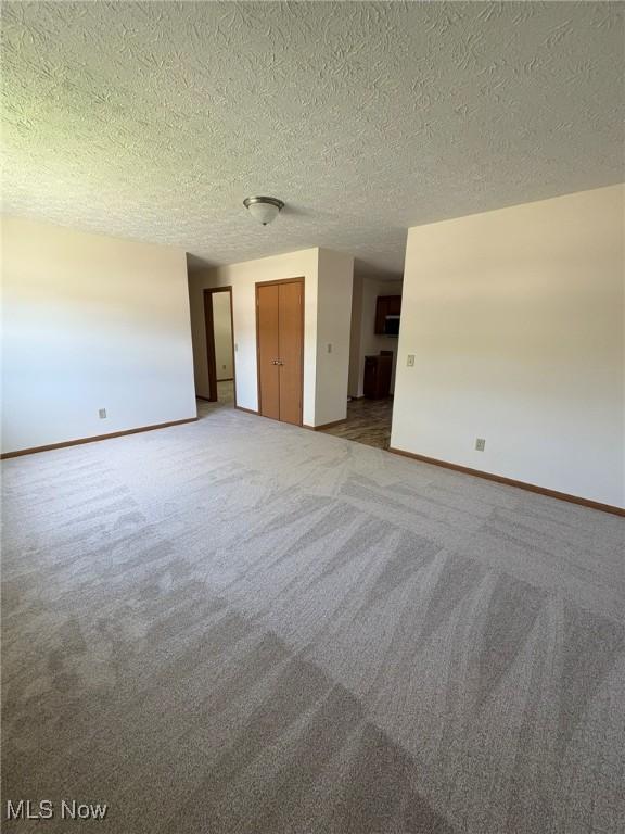 921 Rosewood Dr, Elyria, OH 44035 - photo 9