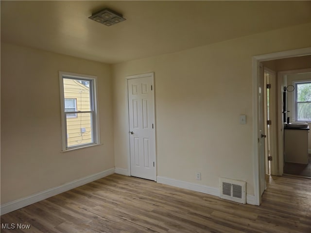 5200 Catherine St, Maple Heights, OH 44137 - photo 15