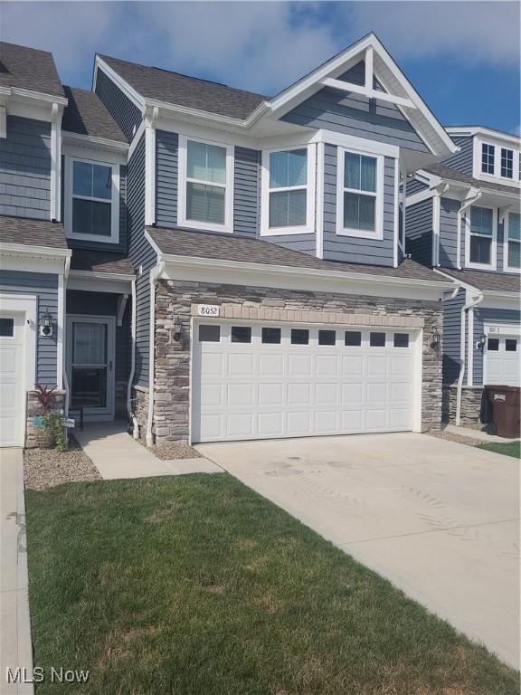 805 Dipper Ln Unit 2, Aurora, OH 44202 - photo 1