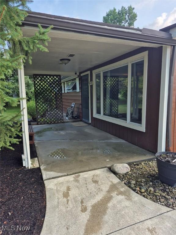 600 Simons Dr, Brunswick, OH 44212 - photo 2