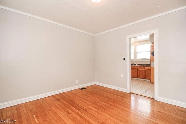 174 E 212th St, Euclid, OH 44123 - photo 5
