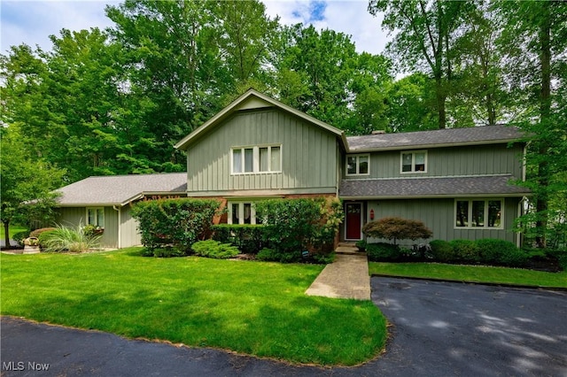33 Cascade, Chagrin Falls, OH 44022 - photo 1