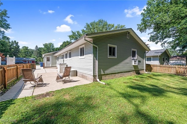 67 S Doan Ave, Painesville, OH 44077 - photo 5