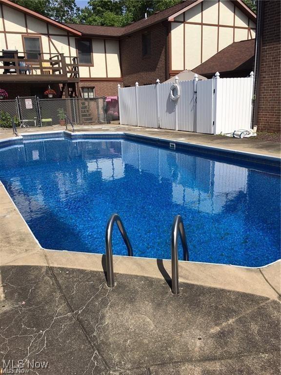 3895 Indian Run Dr Unit 8, Canfield, OH 44406 - photo 5