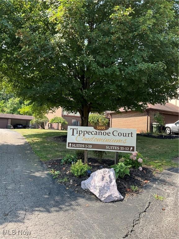 3895 Indian Run Dr Unit 8, Canfield, OH 44406 - photo 1
