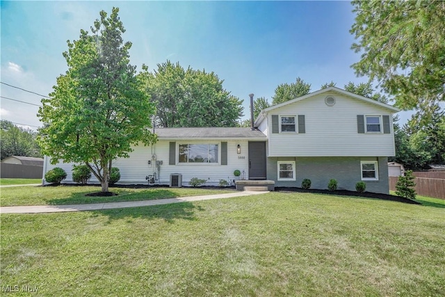 5888 Longview St SW, Massillon, OH 44646 - photo 1