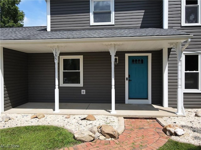 1395 Gray Fox Dr, North Canton, OH 44720 - photo 2