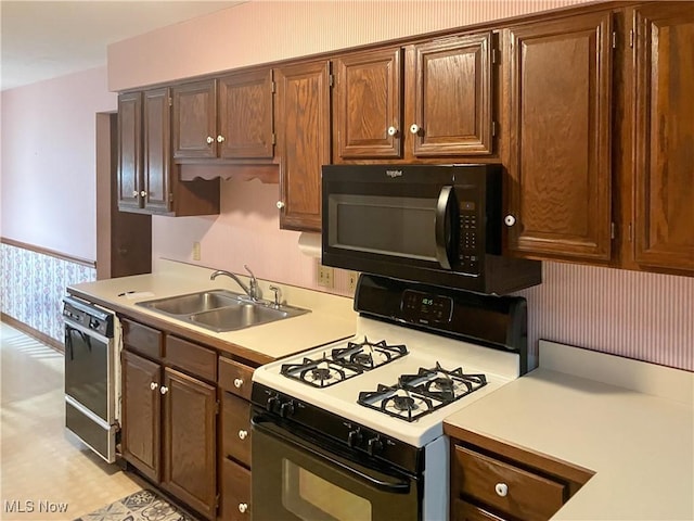 130 Topaz Trl, Cortland, OH 44410 - photo 7