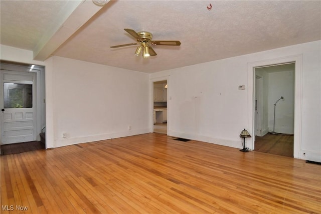 11194 E Washington St, Chagrin Falls, OH 44023 - photo 7