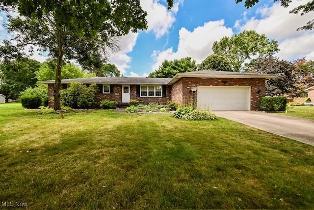 5717 Berwick Ave NE, Canton, OH 44721 - photo 1