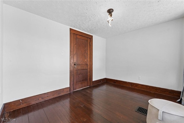 2153 9th St SW, Akron, OH 44314 - photo 31