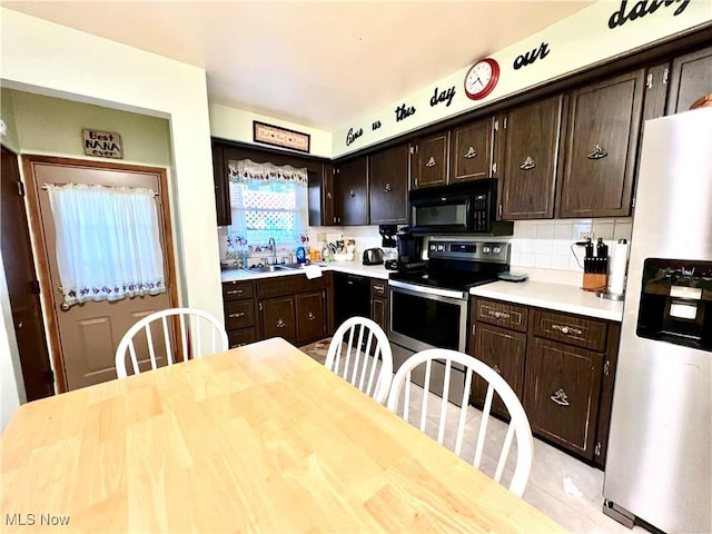 208 Hillcrest Rd, Weirton, WV 26062 - photo 10