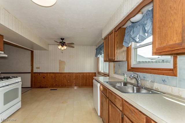 33986 Iris Ln, Eastlake, OH 44095 - photo 6