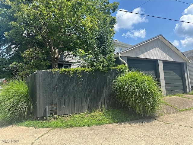 1304 Foster Ave, Cambridge, OH 43725 - photo 17