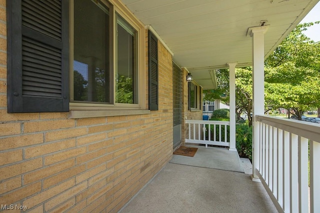 4232 W 211th St, Fairview Park, OH 44126 - photo 3