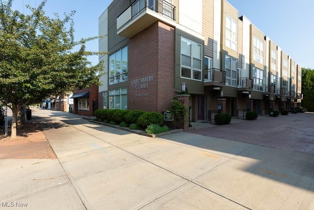 12581 Larchmere Blvd Unit 1, Cleveland, OH 44120 - photo 1