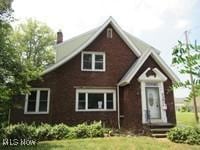 5260 W 220th St, Fairview Park, OH 44126 - photo 1