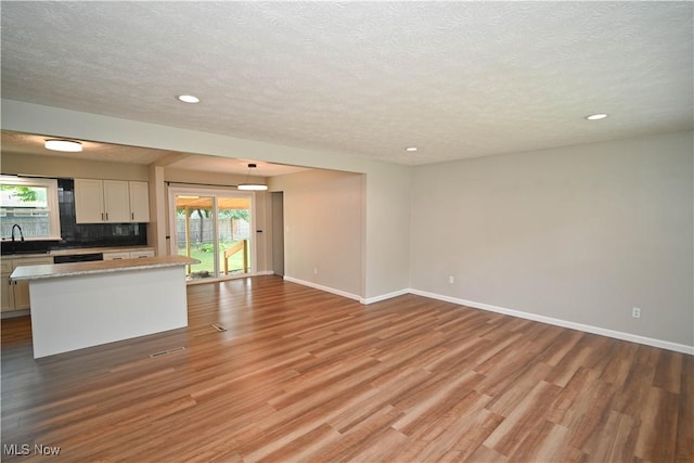 3911 Nottingham Ave, Austintown, OH 44511 - photo 4