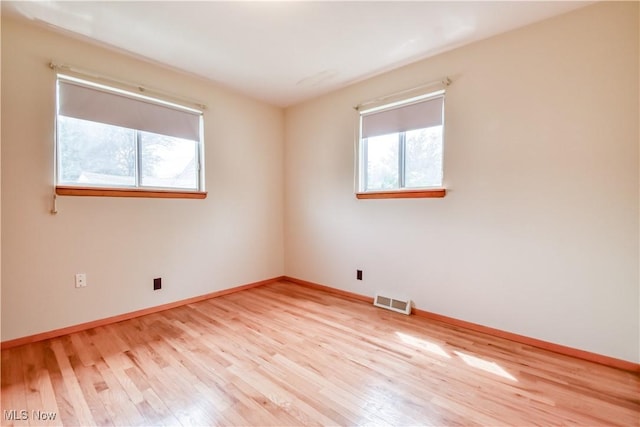 1842 Eldon Dr, Wickliffe, OH 44092 - photo 23