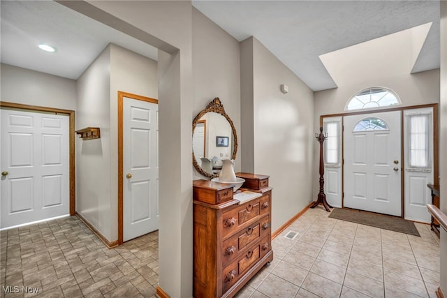 1044 Tradewinds Cv, Painesville, OH 44077 - photo 4
