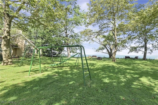 135 E 219th St, Euclid, OH 44123 - photo 42
